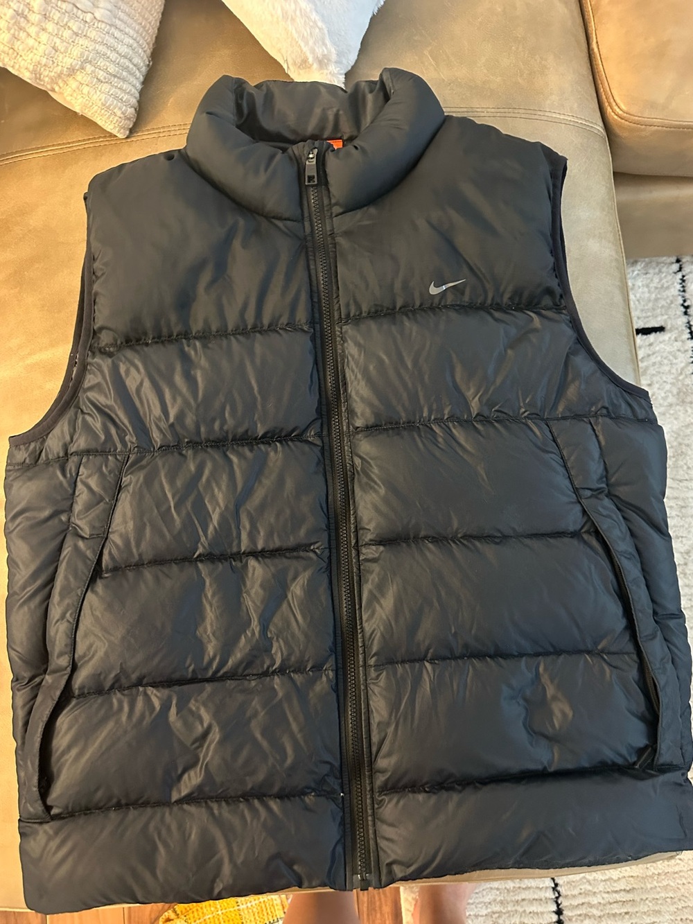Nike Men's Black Quilted Puffer Vest